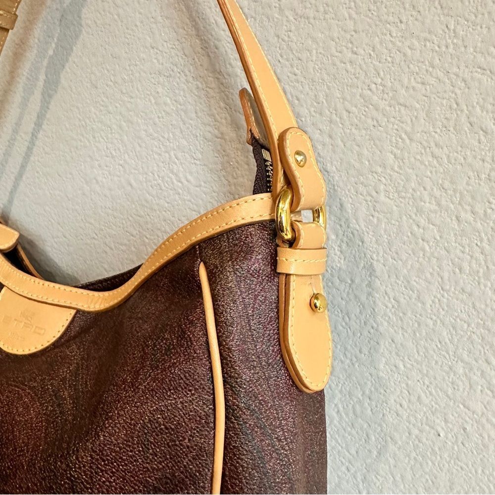 ETRO | Paisley Jacquard leather trimmed shoulder bag - Picture 2 of 13